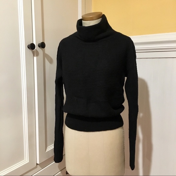 Extra small black knit sweater - Picture 2 of 3